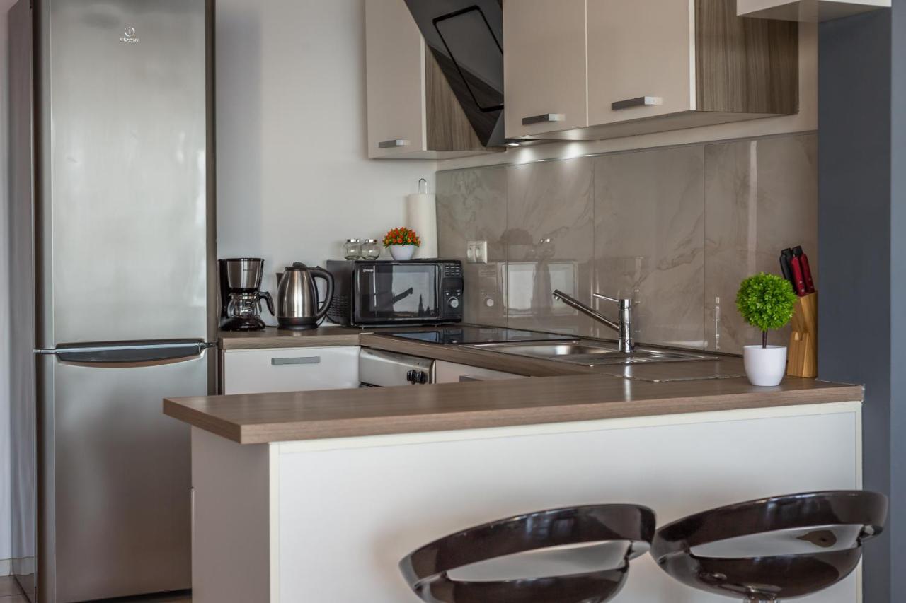 Modern Apartment Omiš Exterior foto